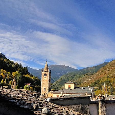 Hotel Fleur Des Alpes La Brigue Bagian luar foto