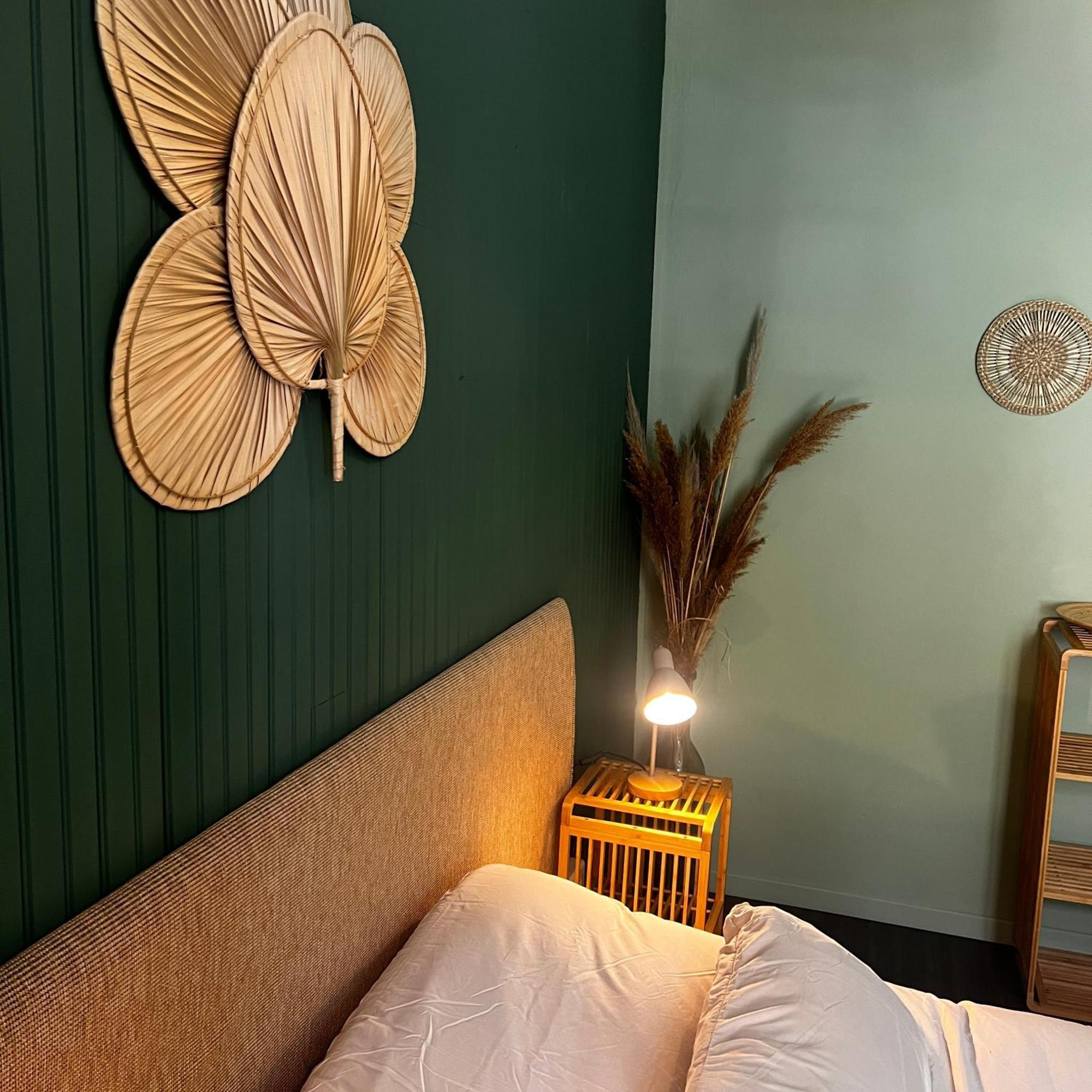 Hotel Fleur Des Alpes La Brigue Bagian luar foto